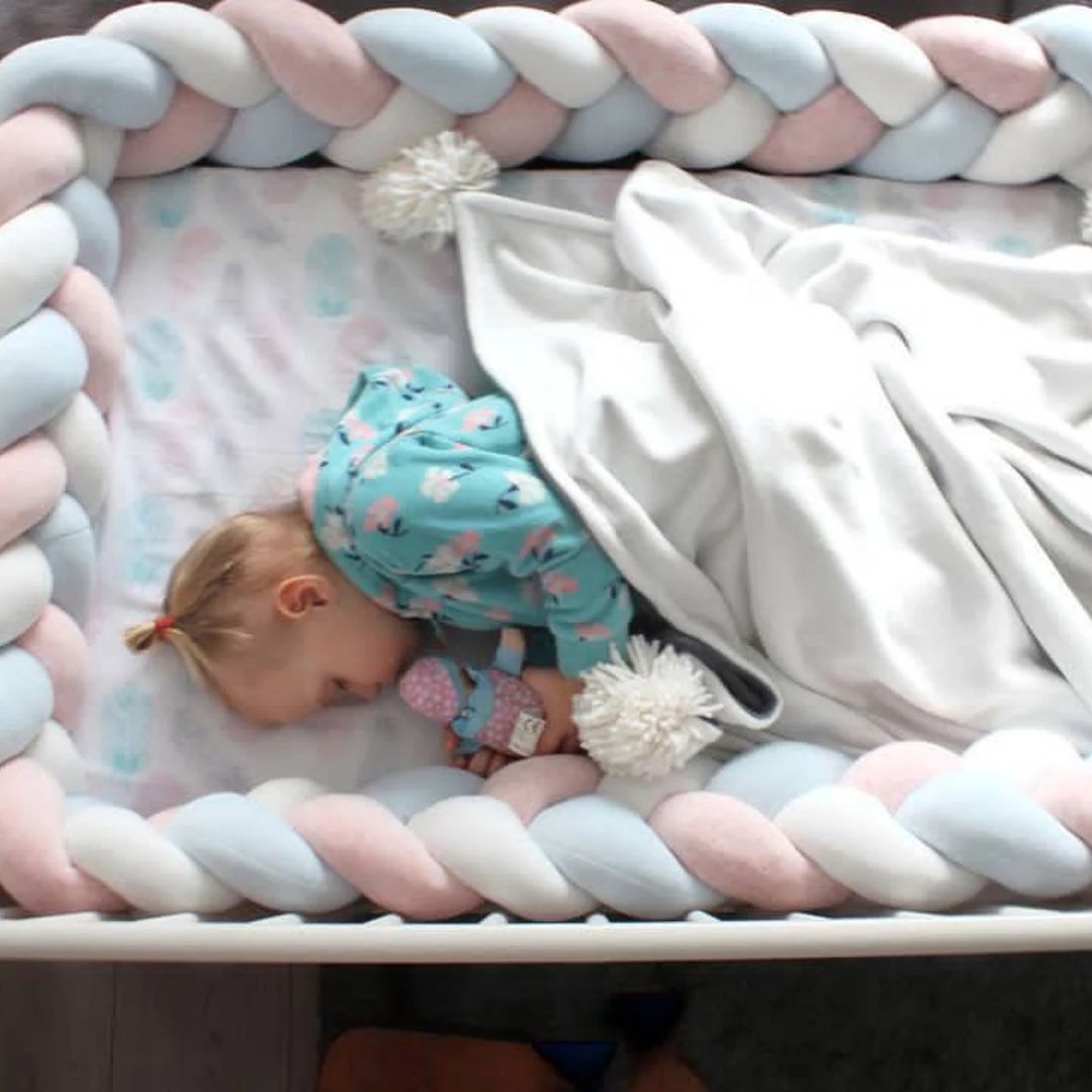 tresse de bebe sommeil paisible