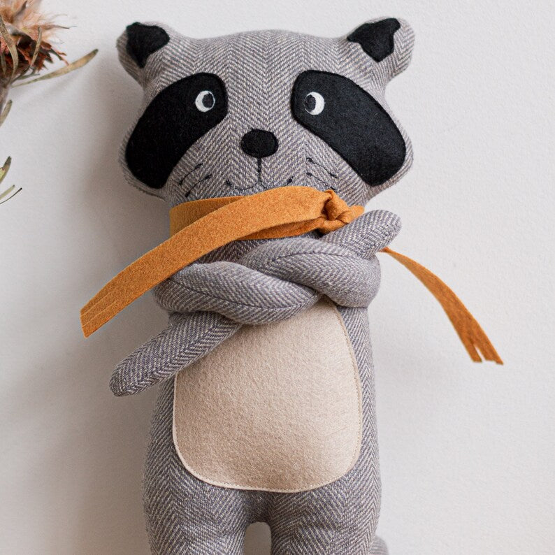 doudou bébé compagnon douillet paisible