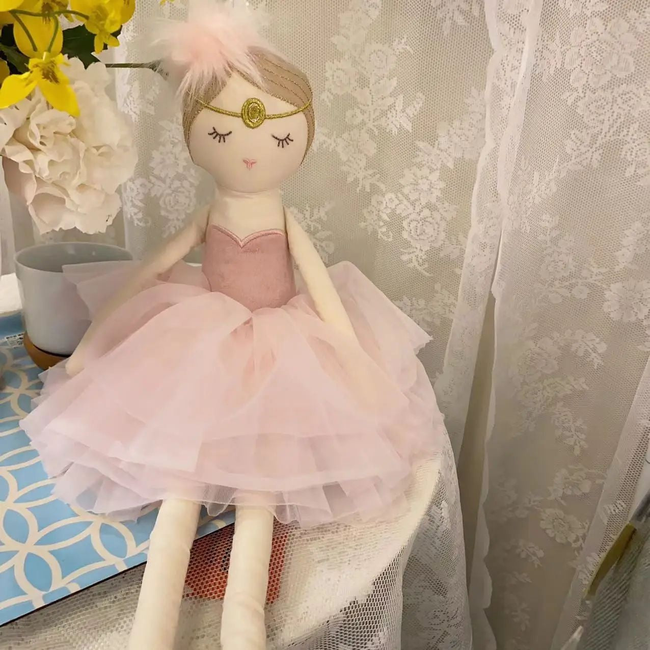 doudou bébé fille compagnon douillet mignon