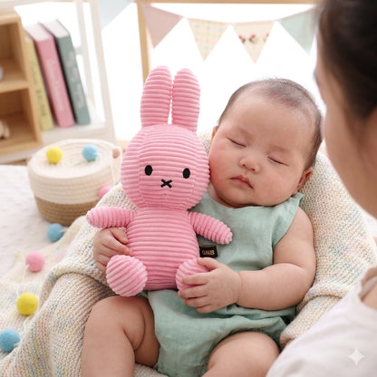 doudou lapin veloute rose compagnon rassurant