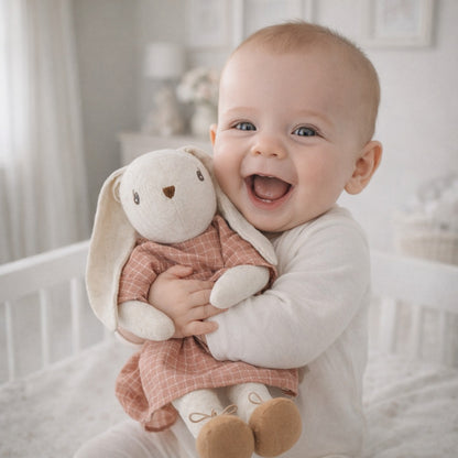 lapin doudou fille protection chaleureuse