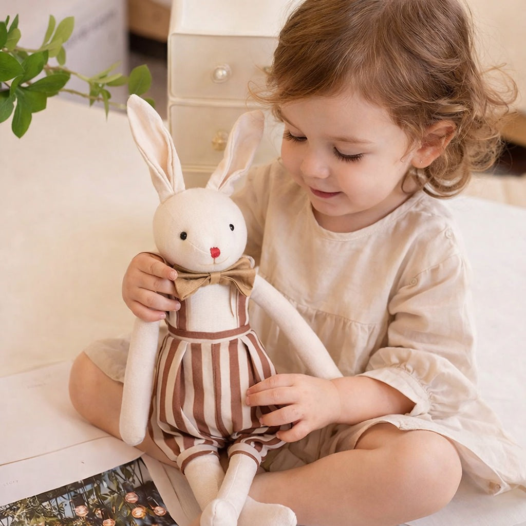 lapin doudou garcon reconfortant