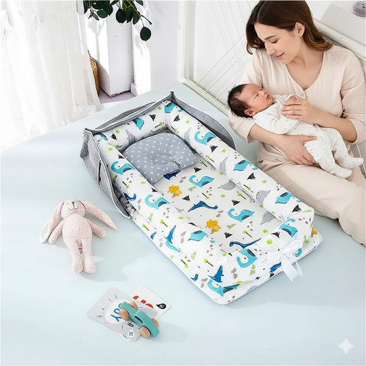 reducteur de lit bebe gris dinosaure chaleureux