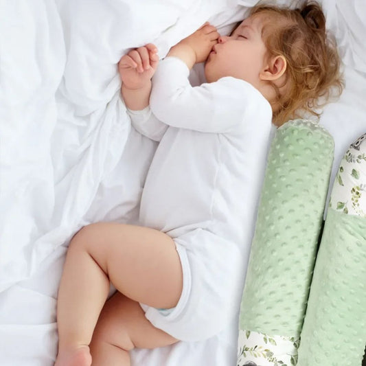 tour de lit bebe cocon protecteur sur