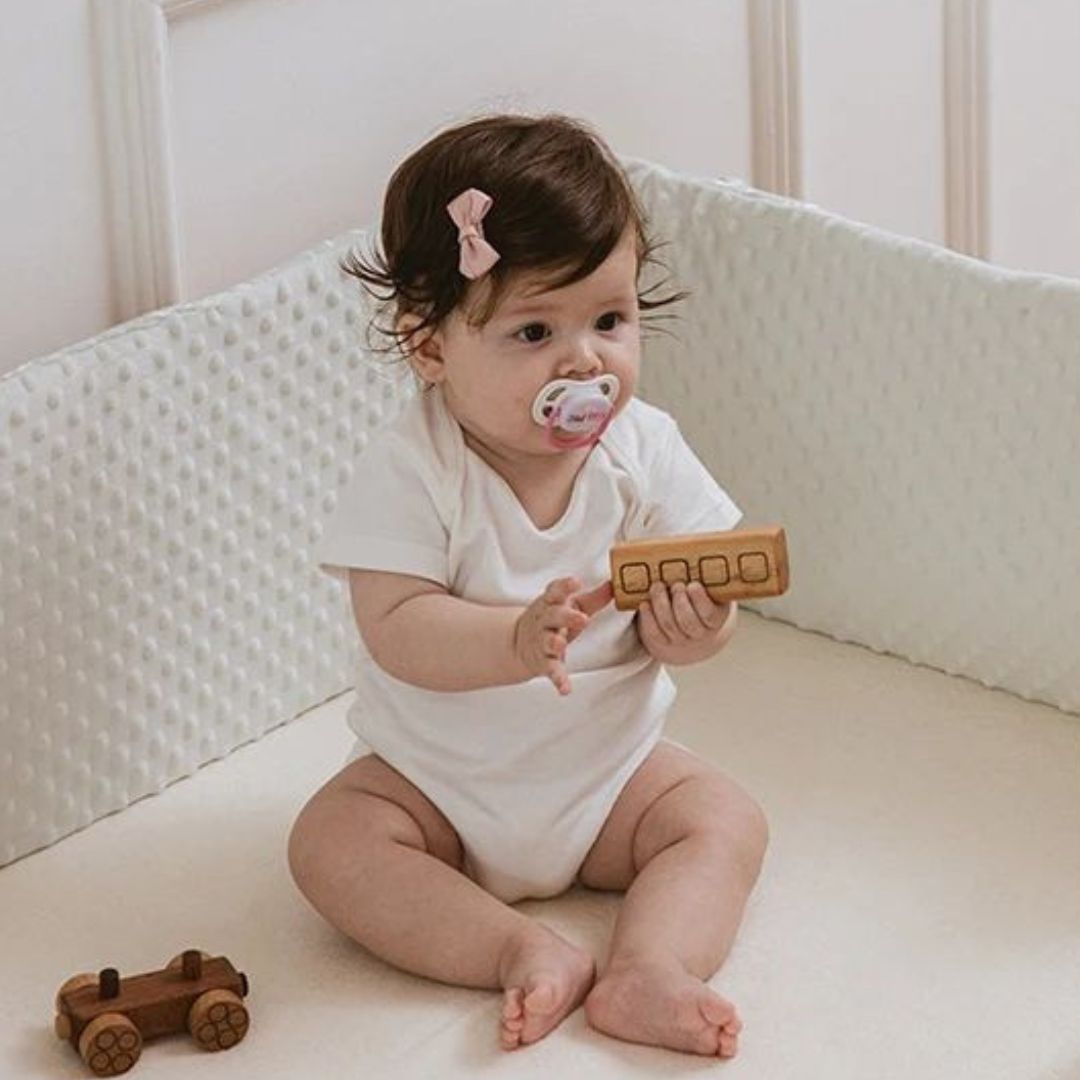 tour de lit bebe vert clair barriere protectrice