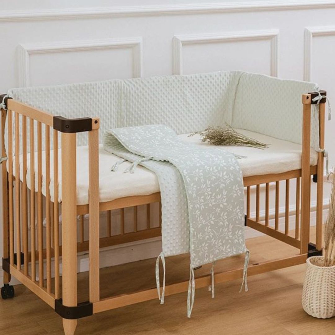 tour de lit bebe vert clair espace douillet garanti