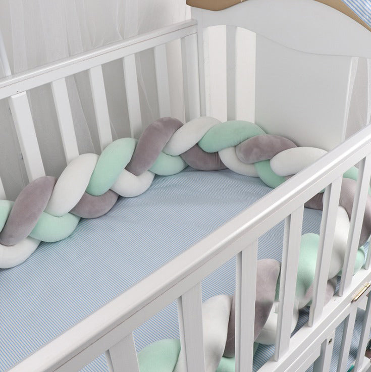 tresse de lit bebe doux gris blanc vert