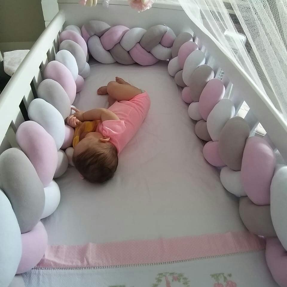 tresse de lit bebe sommeil paisible